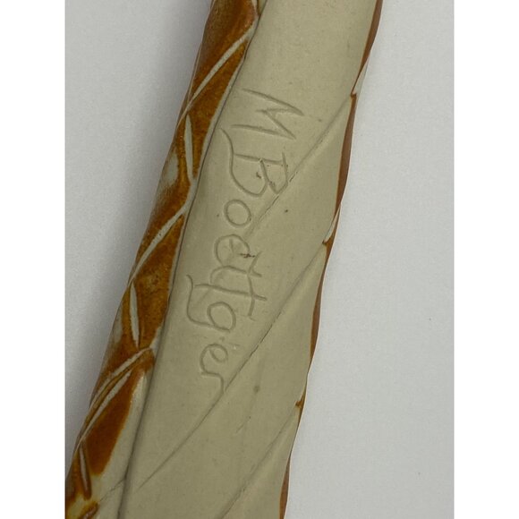 Handmade Ceramic Wall Pocket With Swirl Detailing - Picture 7 of 9